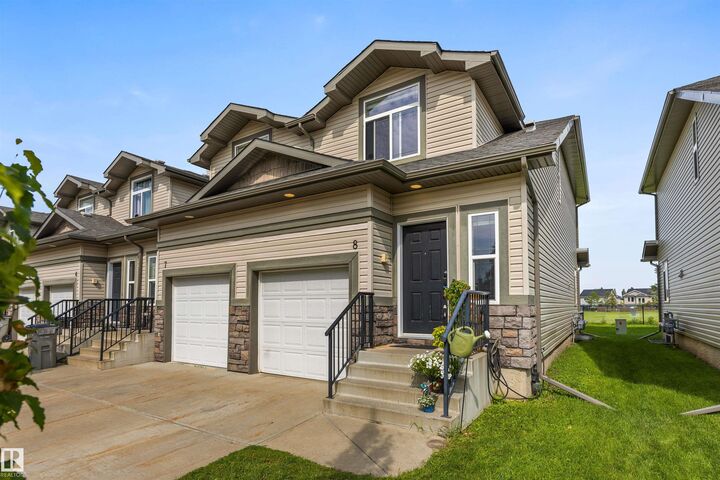 Property Photo: 9511 102 Avenue 8 AB T8R 0C6