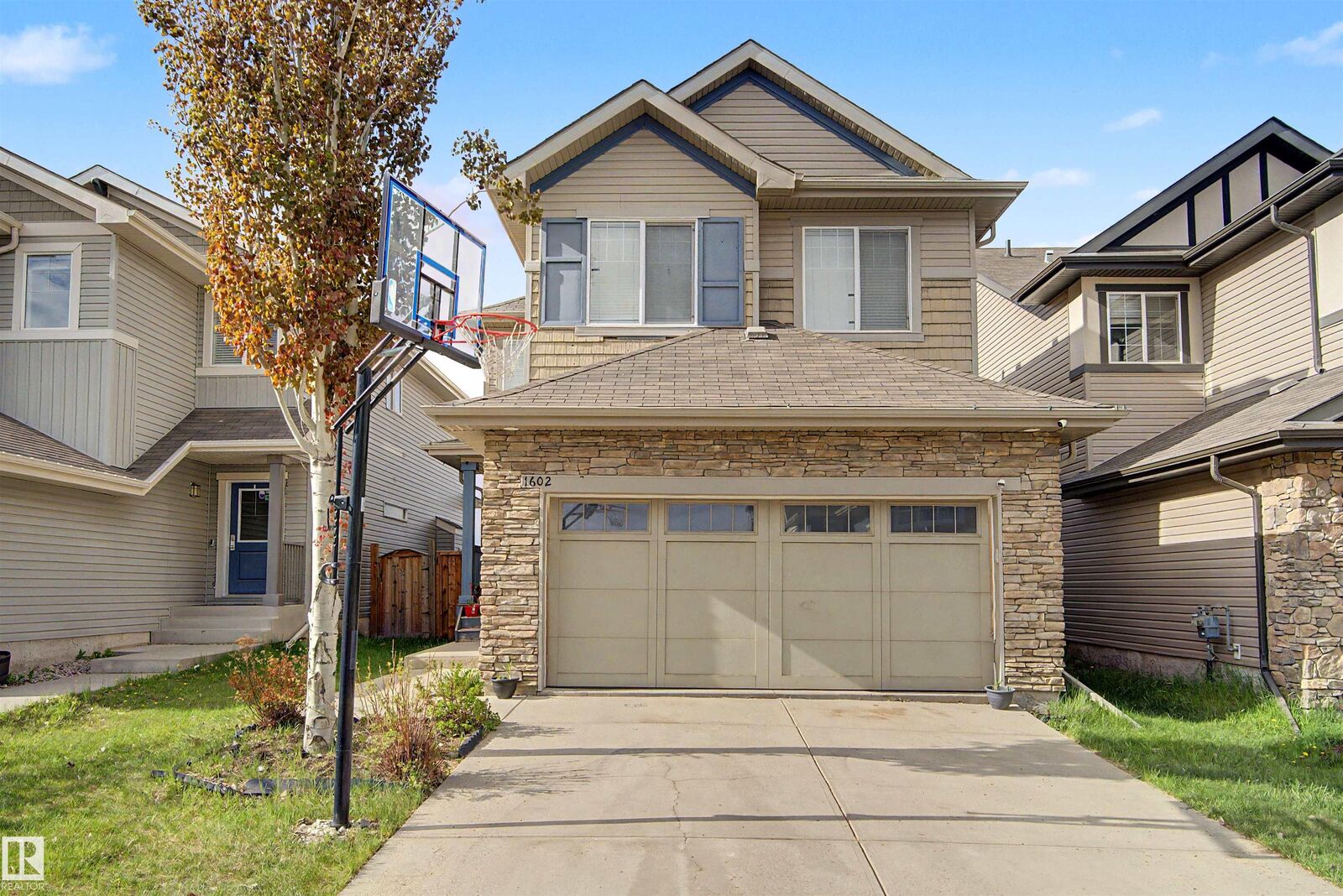 Property Photo: 1602 Chapman Way SW AB T6W 0Z2