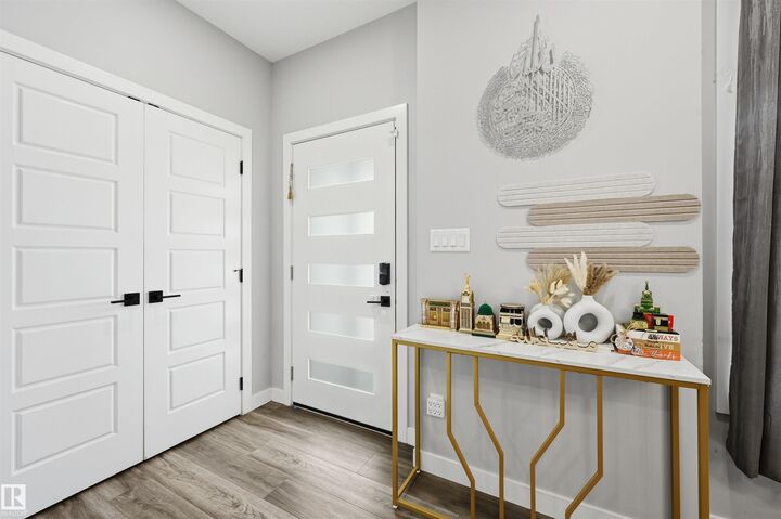 Property Photo:  3 Penn Place  AB T7X 0R3 