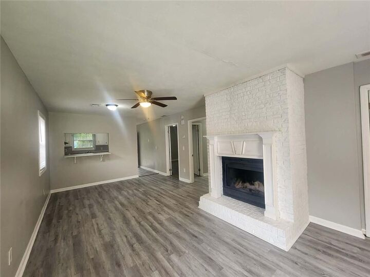Property Photo: 1168 Pinedale Circle NW GA 30012