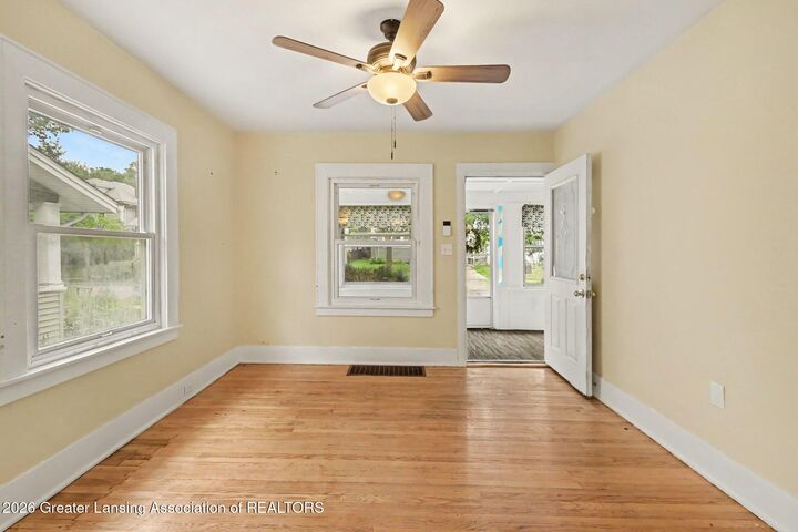 Property Photo: 1224 Climax Street MI 48912