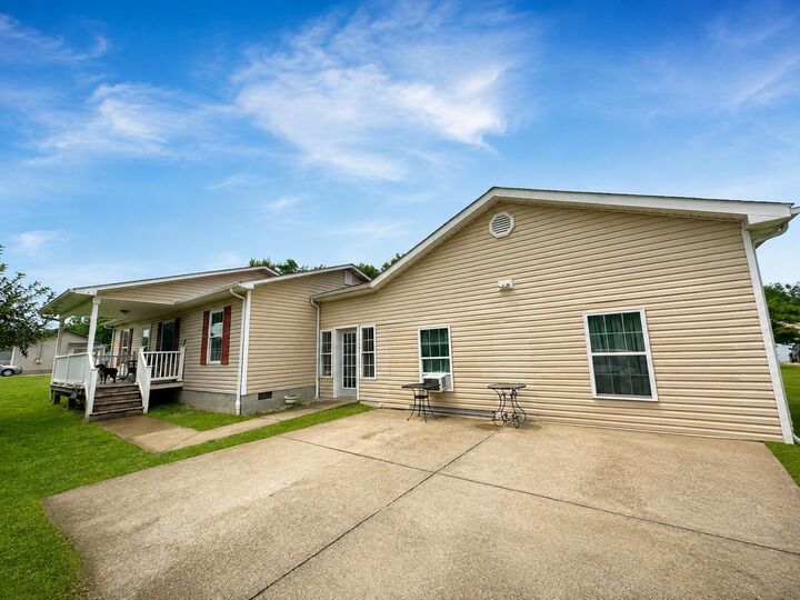 Property Photo: 812 Andrew Mason Road KY 41179