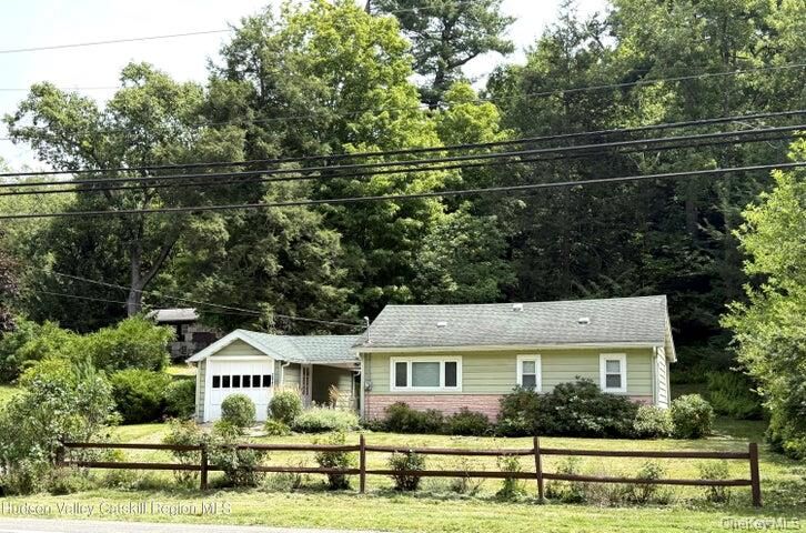 Property Photo:  2946 State Route 32  NY 12401 