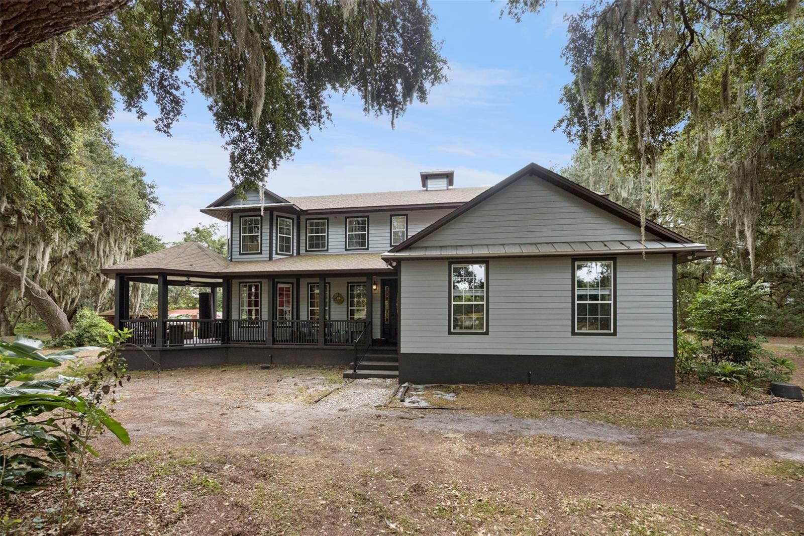 Property Photo:  18900 Lakeview Drive  FL 34715 