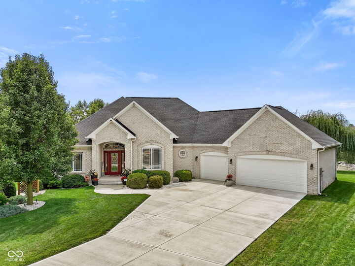 Property Photo:  2334 S Richman Circle  IN 46163 