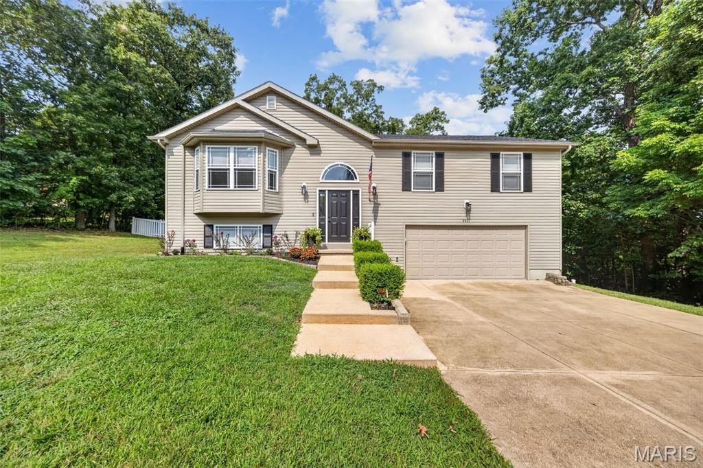 Property Photo: 9431 Swanee Drive MO 63050