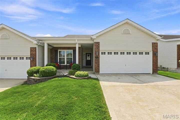 Property Photo:  473 Angelique Place  MO 63303 