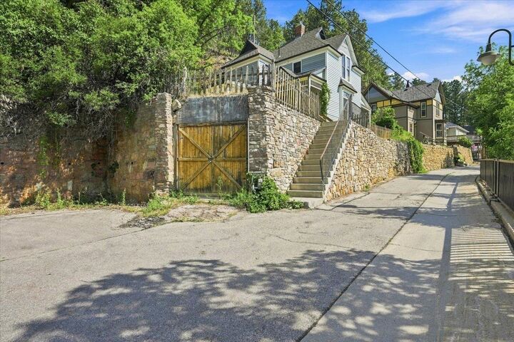 Property Photo:  91 Forest Avenue  SD 57732 