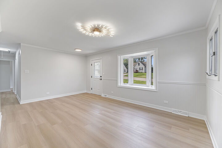 Property Photo:  413 Fairfield Drive  IL 60042 