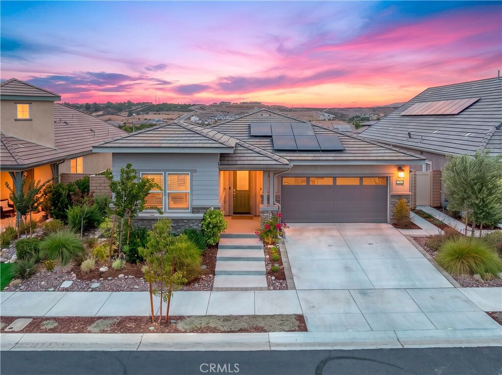 Property Photo: 32012 Hyacinth Way CA 92591