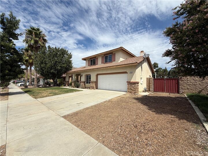 Property Photo:  5180 Ravenstone Drive  CA 92545 
