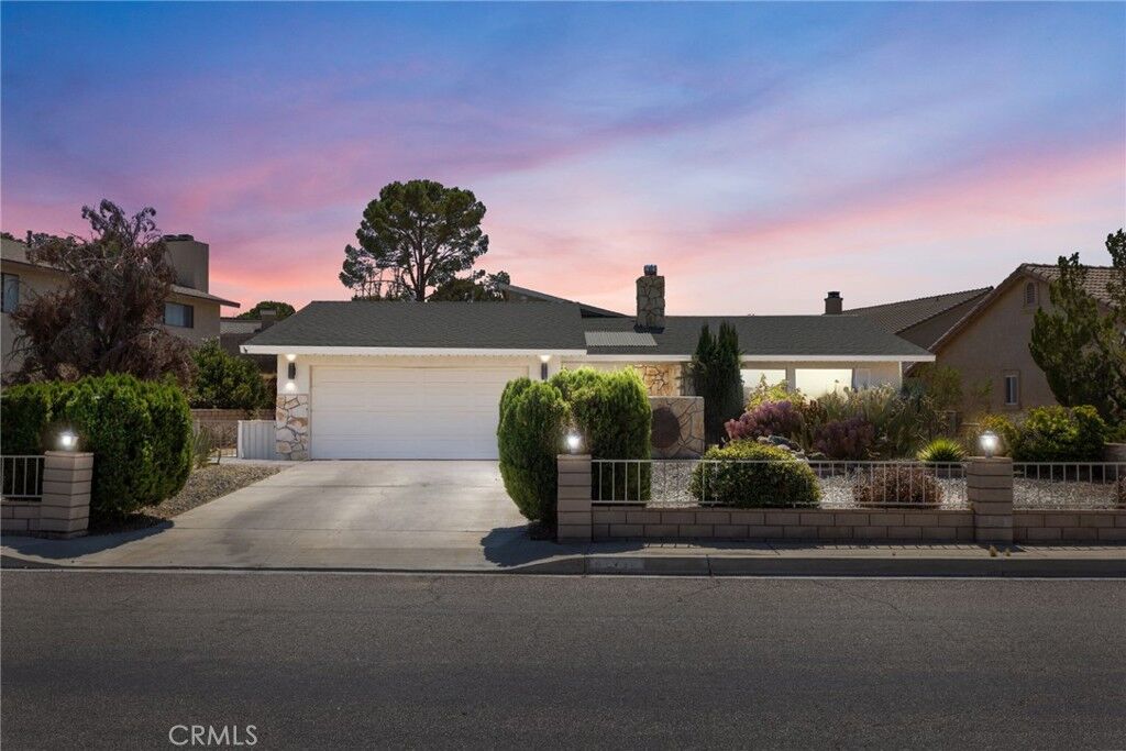 Property Photo:  27448 Outrigger Lane  CA 92342 