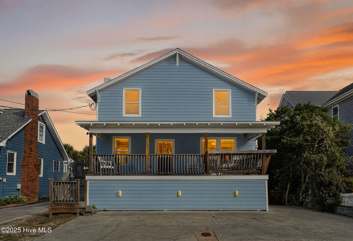 Property Photo:  9 E Atlanta Street E  NC 28480 