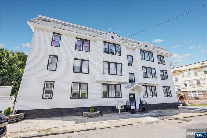 Property Photo:  463 21st Street  NJ 07111 