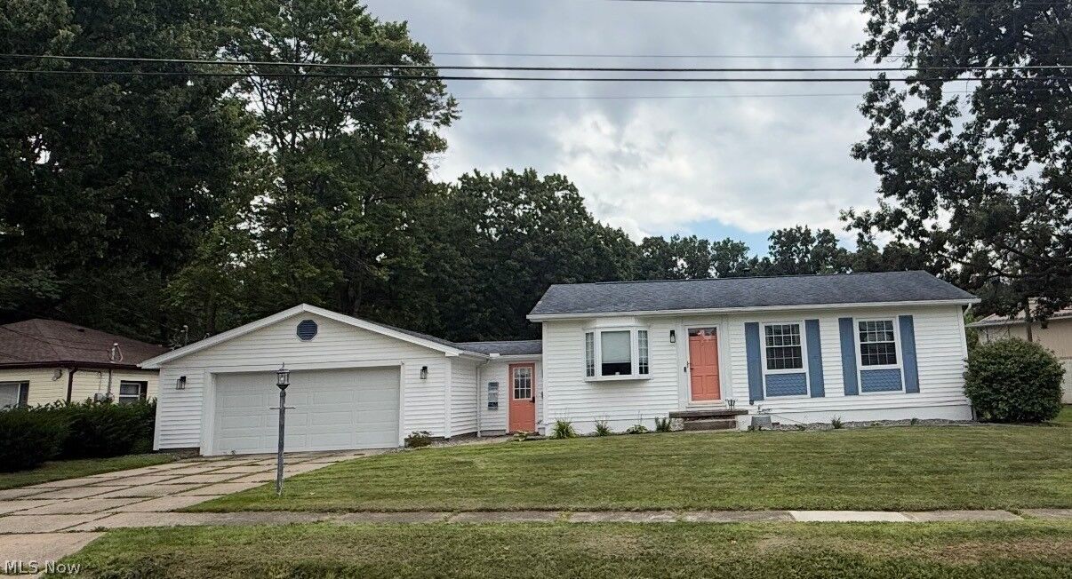 Property Photo:  706 Shannon Avenue  OH 44221 