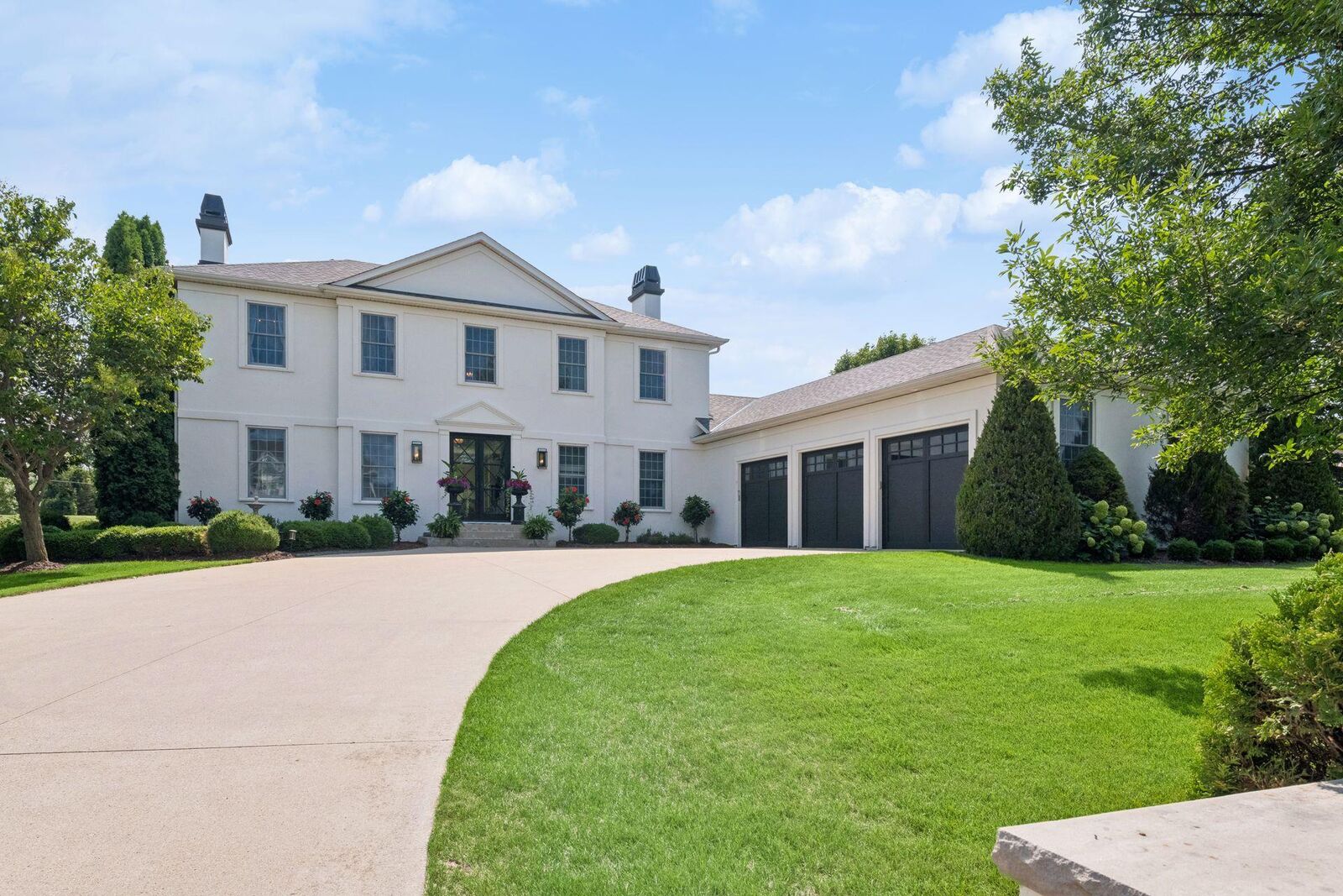 Property Photo:  8585 Kelzer Pond Drive  MN 55386 