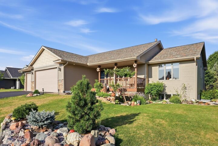 Property Photo:  1245 Island View Drive  WI 54017 
