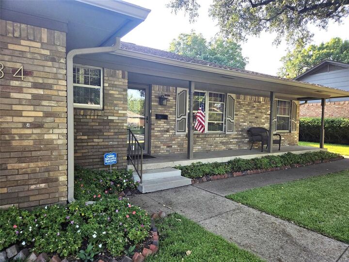 Photo de la propriété:  9334 Hunters Creek Drive  TX 75243 