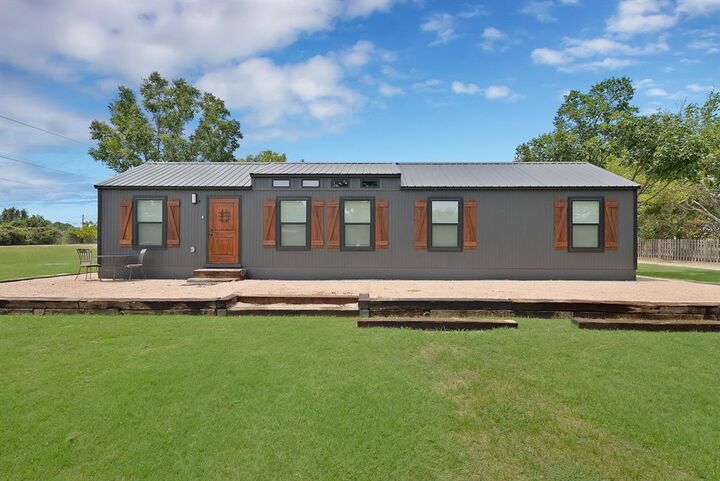 Property Photo:  5600 Bennett Lawson Road  TX 76063 