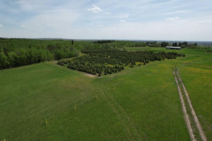 Property Photo: Ne22-74-6-W6 Range Road 62 AB T0H 3C0