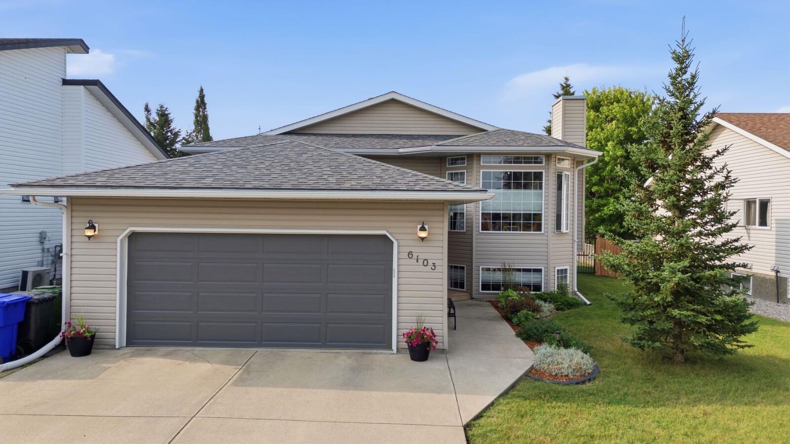 Property Photo: 6103 58 Street AB T4H 1V3