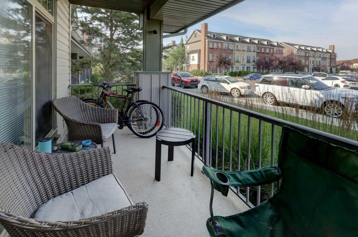 Property Photo: 131 Copperpond Common SE AB T2Z 5B6
