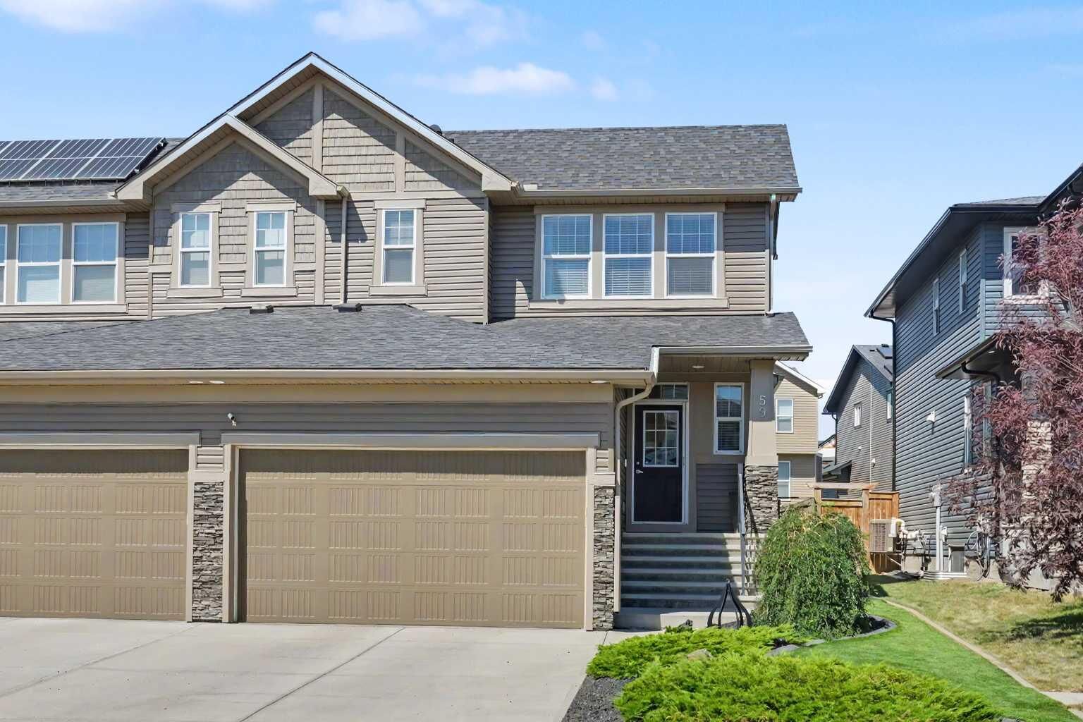 Property Photo: 59 Evanswood Circle NW AB T3P 0K2