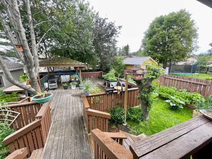 Property Photo: 1418 53 Street AB T7E 1H5