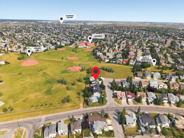 Property Photo: 473 Hawkford Way NW AB T3G 3J6