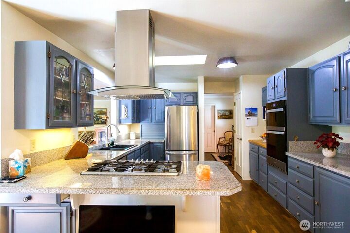 Property Photo: 142 Vista Way WA 98250