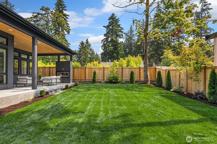 Property Photo: 7925 NE 124th Street WA 98034