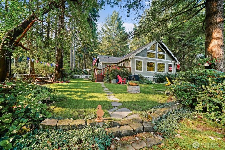 Property Photo: 11122 Cole Place WA 98303