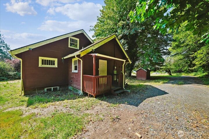 Property Photo:  93  Cloquallum Road  WA 98541 