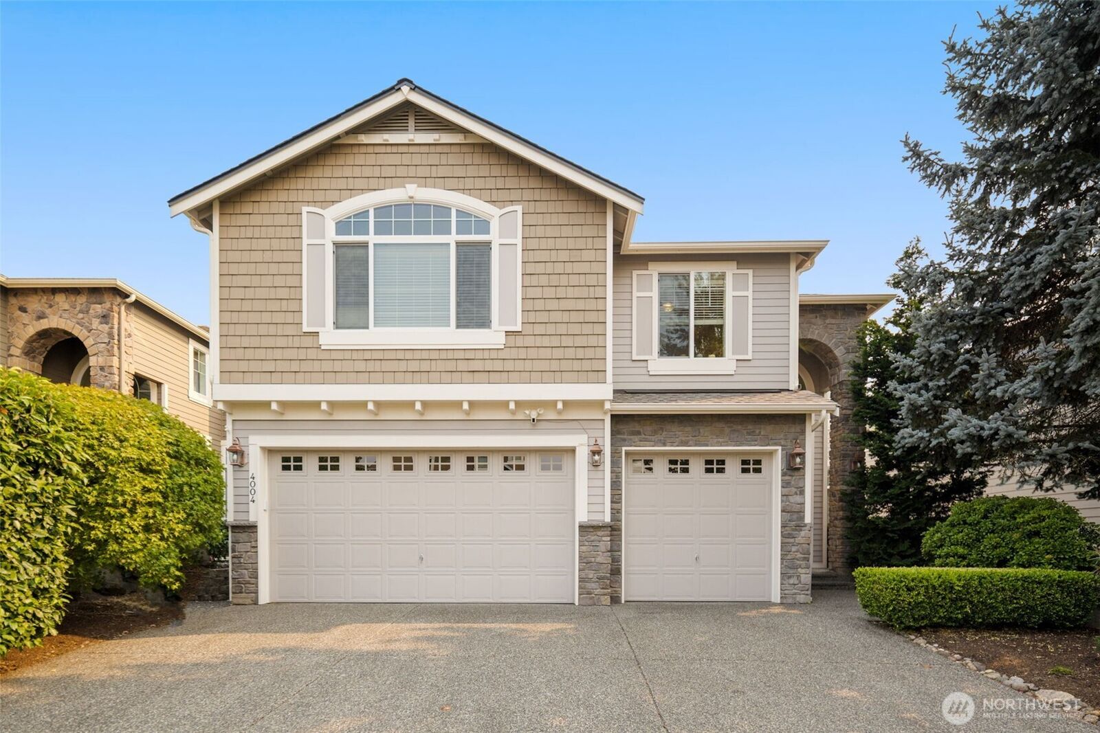 Property Photo: 4004 215th Street SE WA 98021