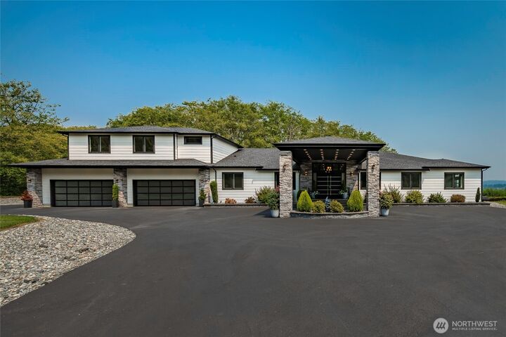 Property Photo: 8660 Drayton View Lane WA 98230