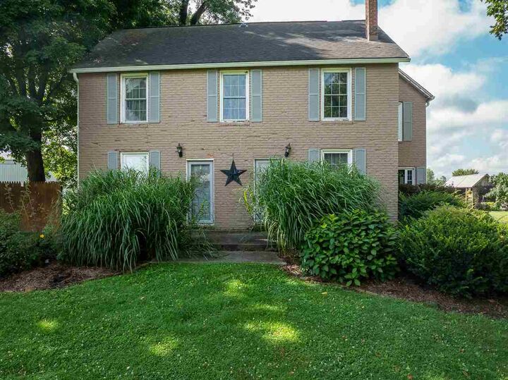 Property Photo:  1621 Beelor Road  IN 47374 