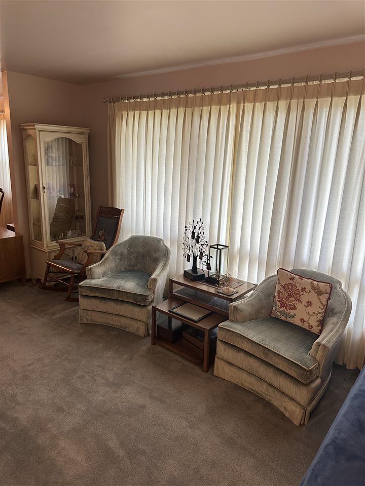 Property Photo:  915 Ranch Road  IN 47331 