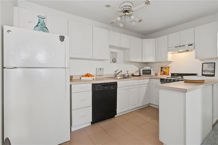 Property Photo:  132 Hoffman Avenue 207  RI 02920 