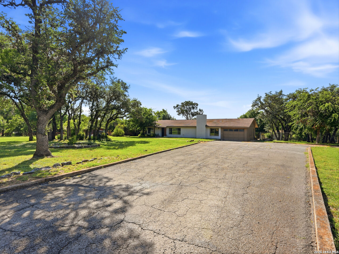 Property Photo: 136 Royal Oaks Loop TX 78028
