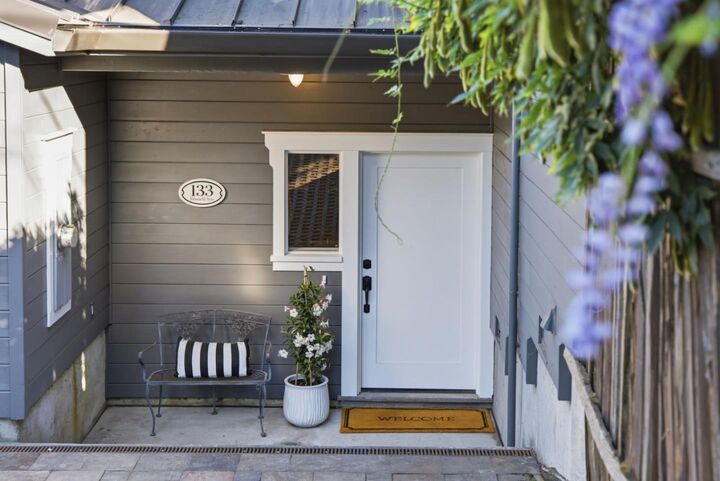 Property Photo:  133 Russell Avenue  CA 94028 