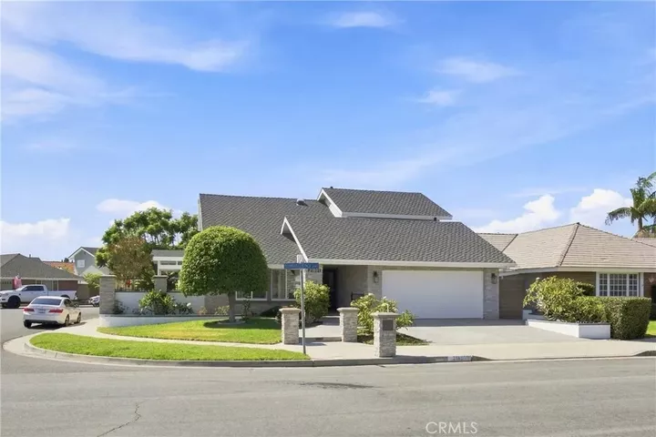 Property Photo:  21891 Summerwind  CA 92646 