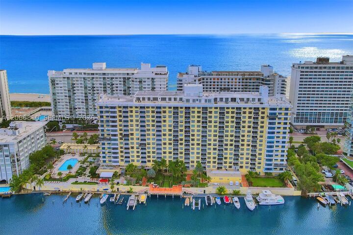Property Photo: 5600 Collins Ave 9D FL 33140