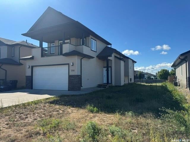 Property Photo: 281 15th Street SK S0M 0E0
