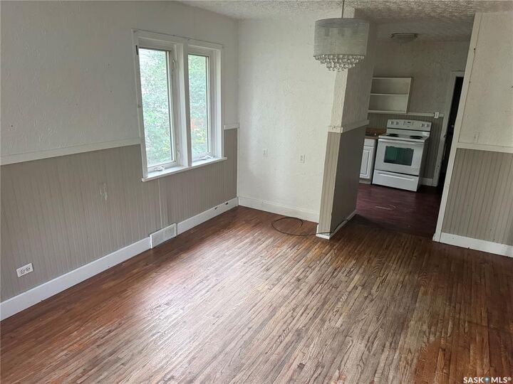 Property Photo: 1110 Queen Street SK S4B 4B2