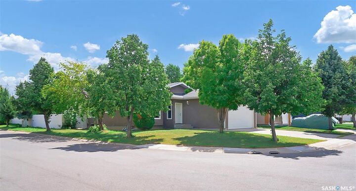 Photo de la propriété:  303 Haslam Crescent  SK S7S 1E4 