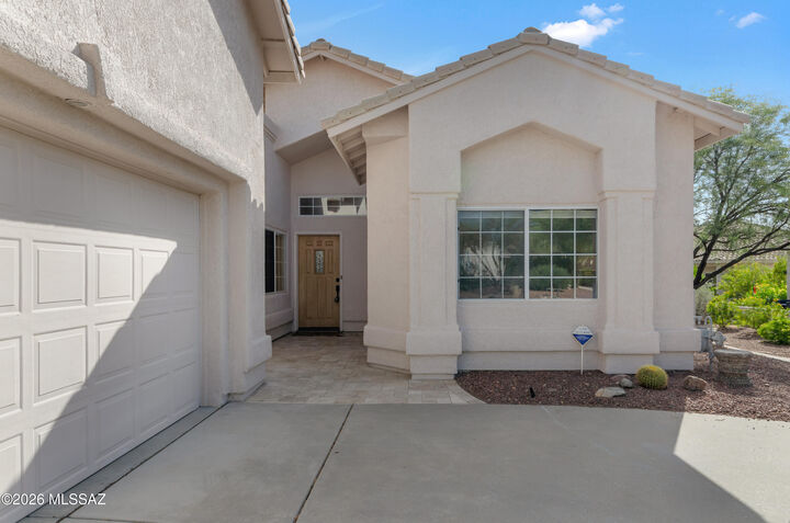 Property Photo:  10991 N Pebble Way  AZ 85737 