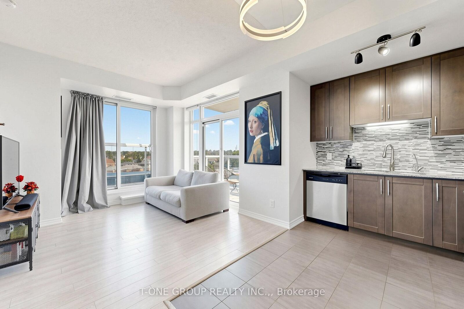 Property Photo:  8323 Kennedy Road 508  ON L3R 5W7 