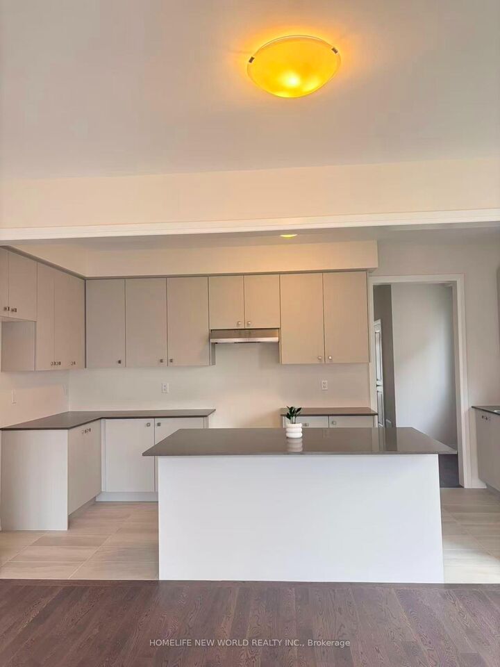 Property Photo: 2909 Nakina Street ON L1X 0P7