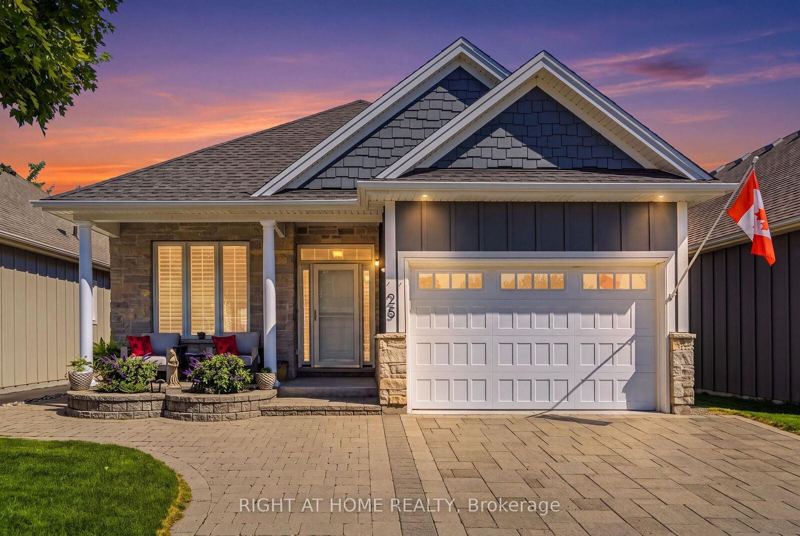 Property Photo: 25 Riesling Drive ON L0S 1T0