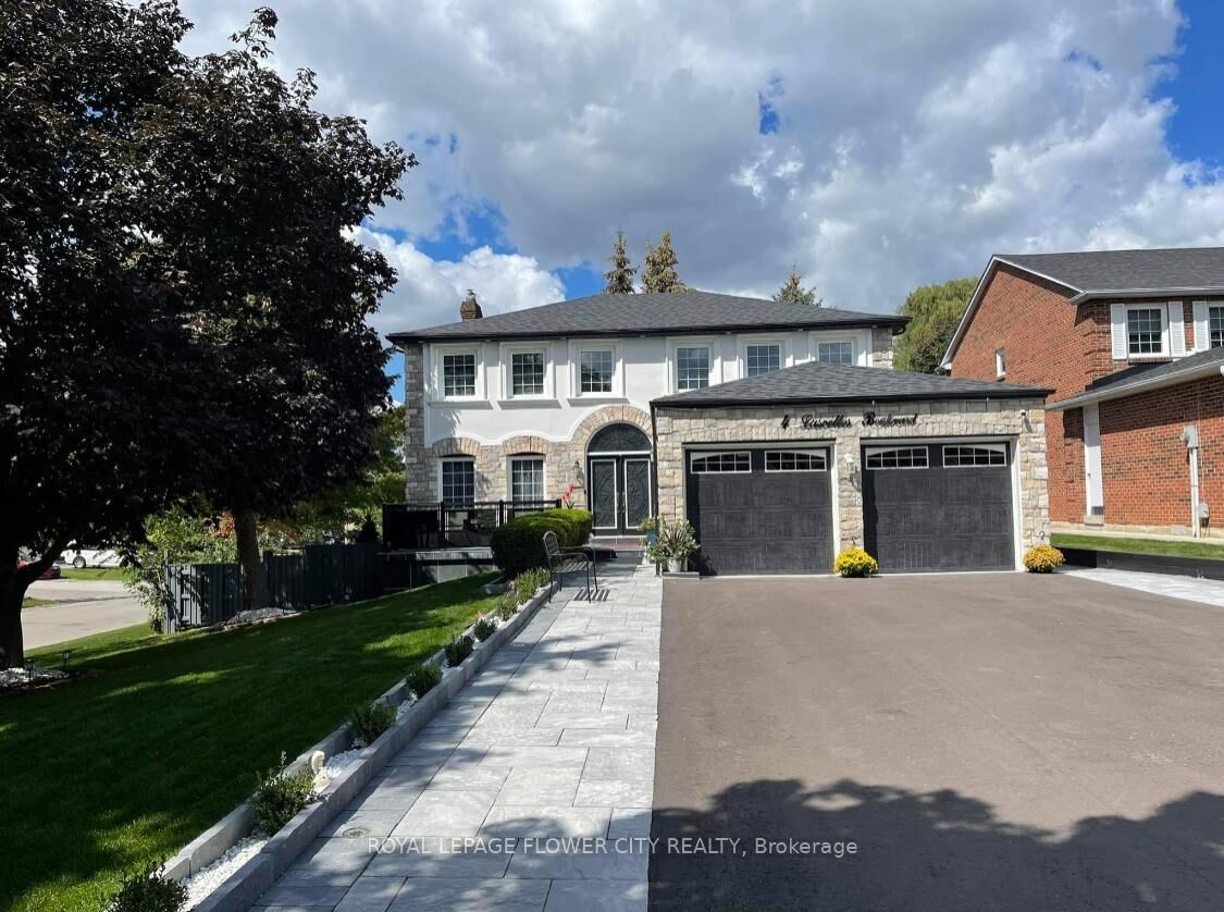 Photo de la propriété:  4 Lascelles Blvd Drive Bsmt  ON L6S 3T3 